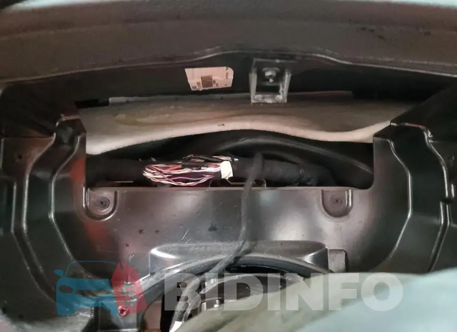 2C3CDXGJ6KH740180 Photo# 9