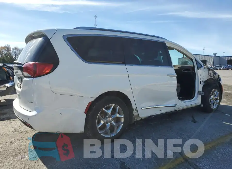 2C4RC1GG8HR656813 Photo# 3