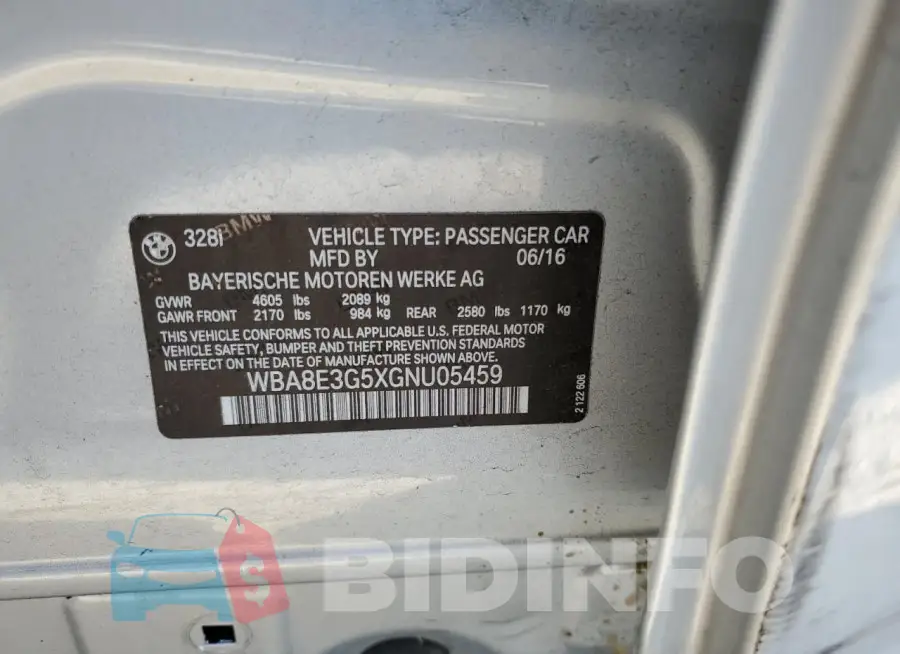 WBA8E3G5XGNU05459 Photo# 12