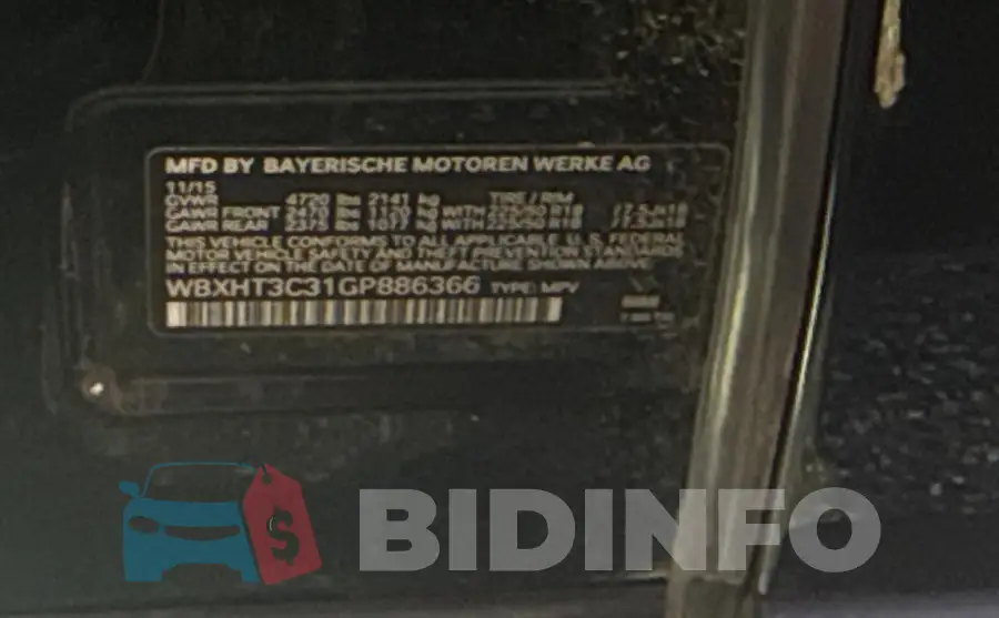 WBXHT3C31GP886366 Photo# 10