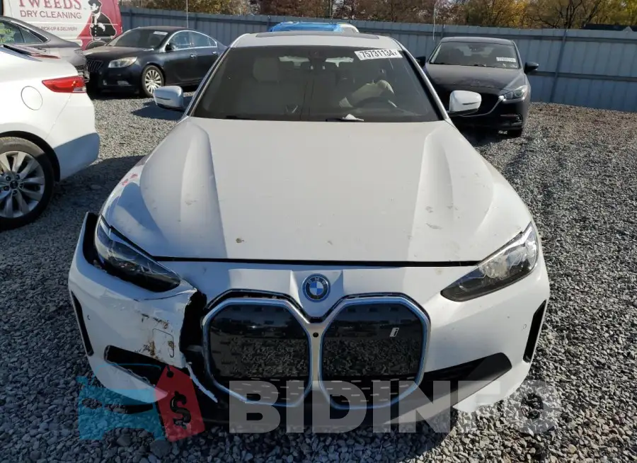 WBY83FB07RFR70446 Photo# 5