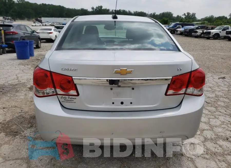 1G1PE5SB9G7177524 Photo# 6