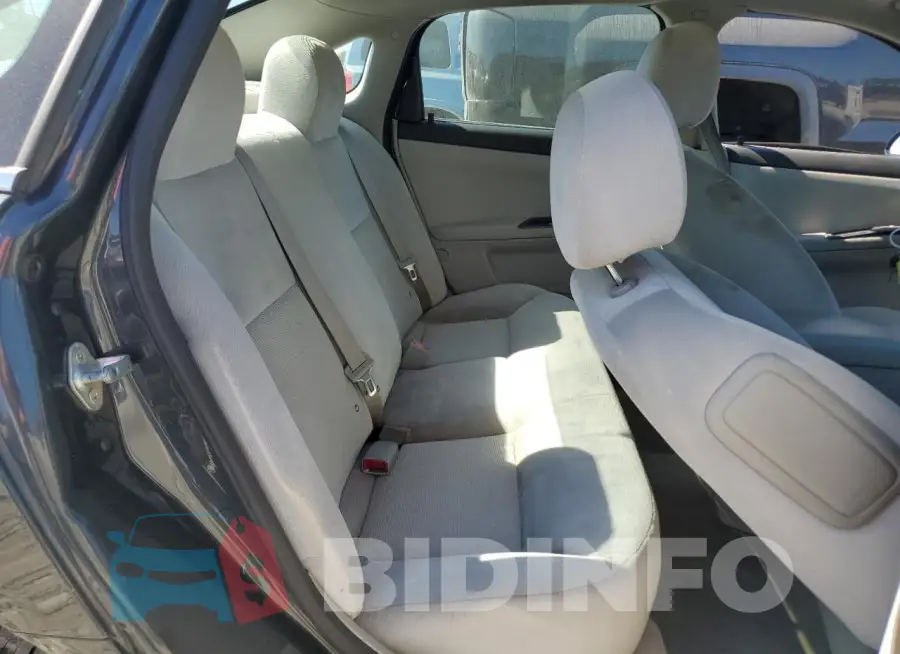 2G1WB5E37G1102018 Photo# 10