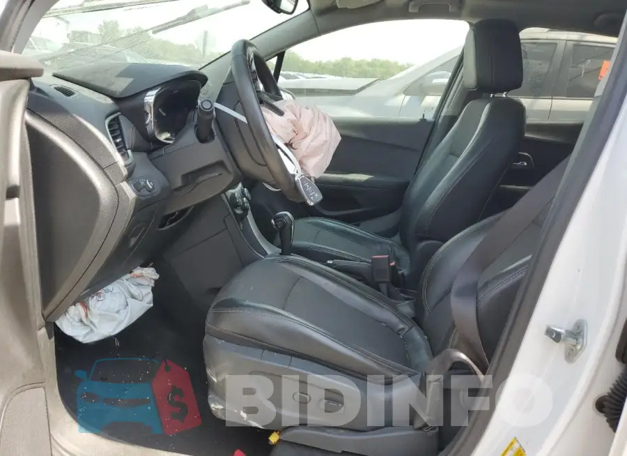 3GNCJLSB4JL160890 Photo# 7