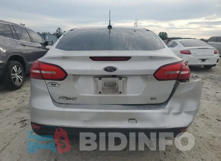 1FADP3F26JL226489 Photo# 6