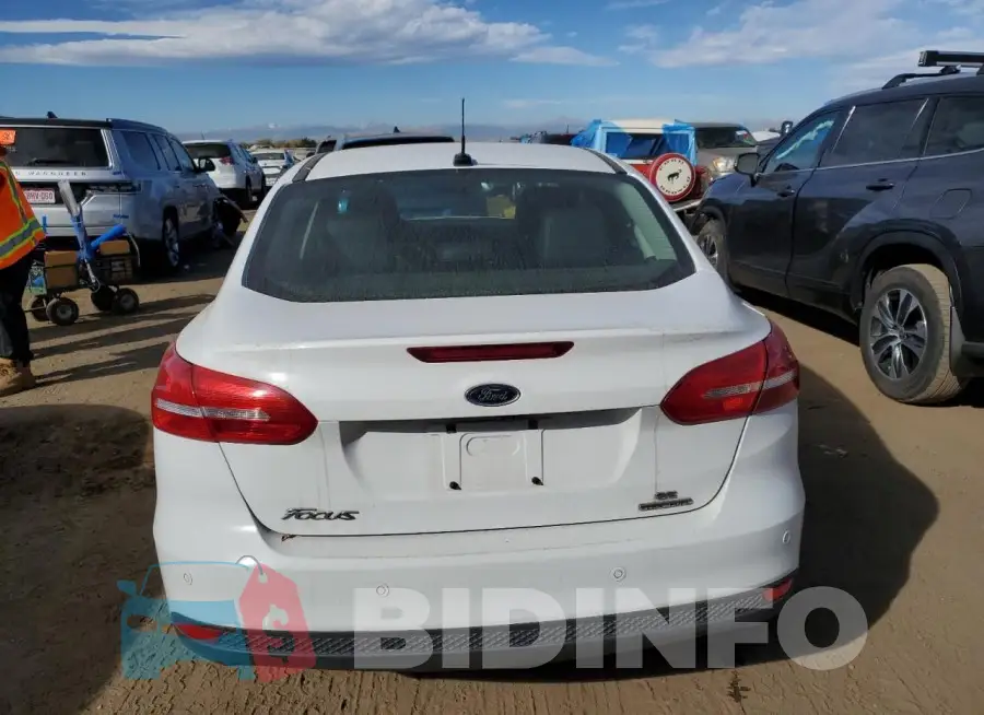 1FADP3F29GL371714 Photo# 6
