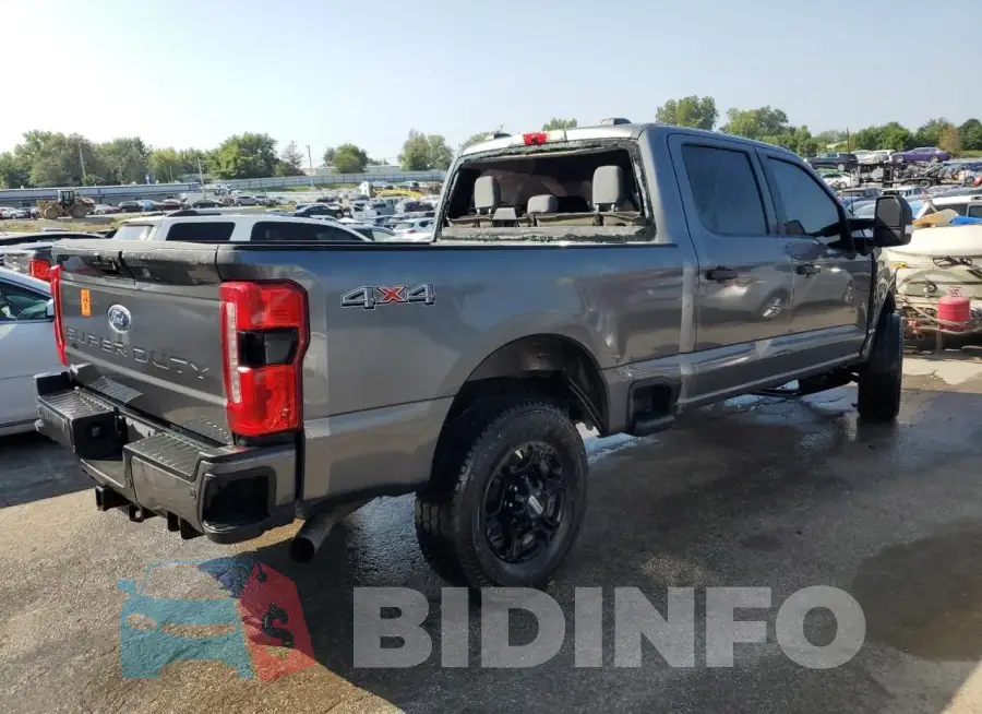 1FT8W2BNXPED81276 Photo# 3