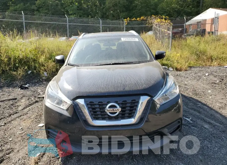 3N1CP5CU2JL517313 Photo# 5