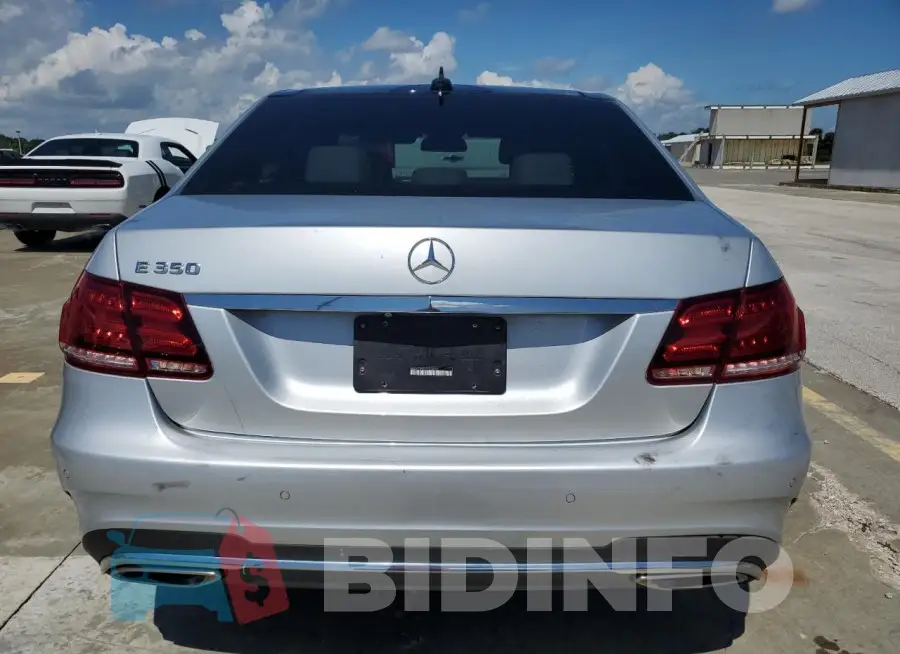 WDDHF5KB7GB253561 Photo# 6