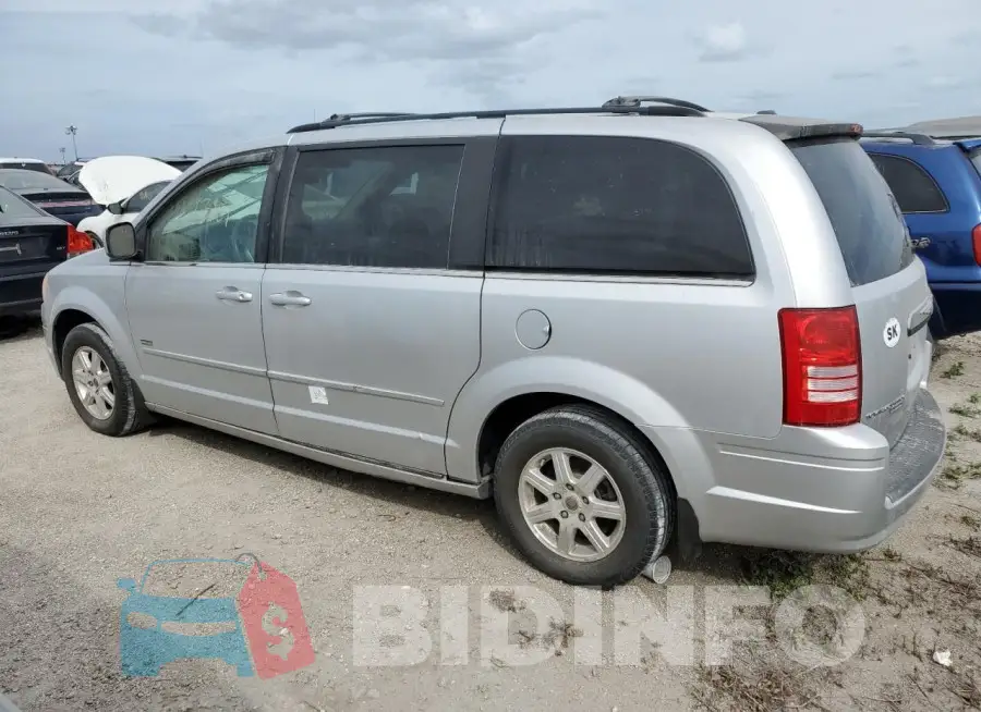 2C4RC1BG6MR521556 Photo# 2