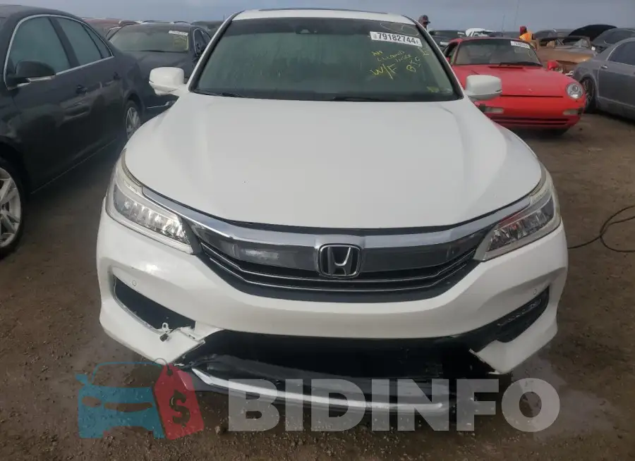 7JRA22TK2LG043758 Photo# 5