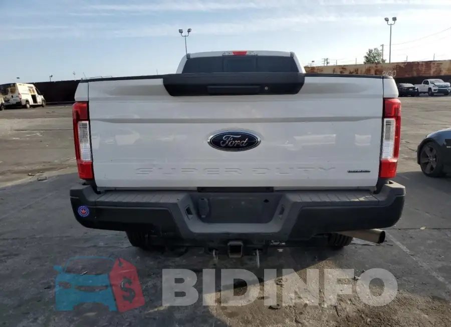 1FT7X2A63HEE83670 Photo# 6