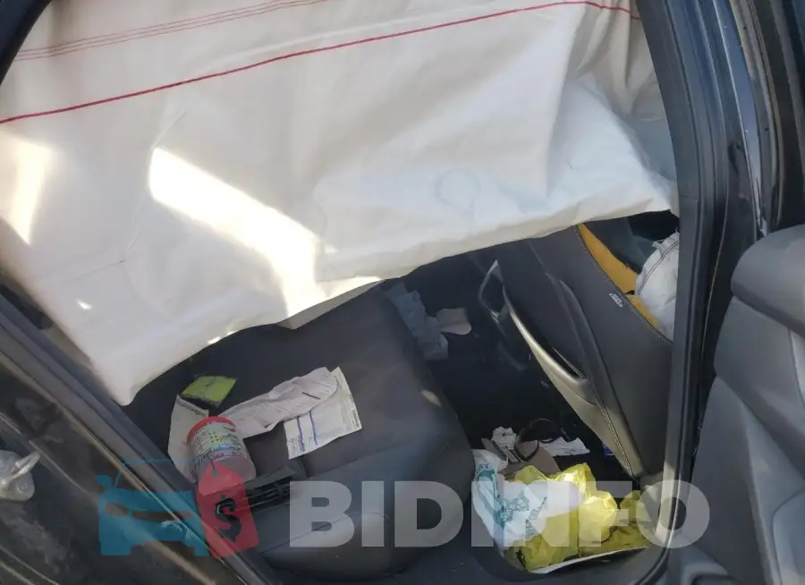 1HGCV1F31KA025218 Photo# 10