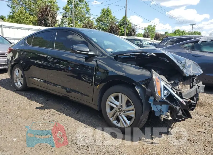 5NPD84LF1KH415402 Photo# 4