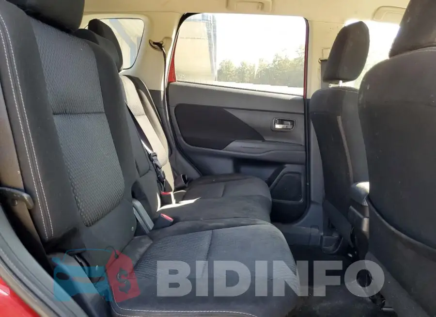 JA4AD2A35JZ013864 Photo# 11