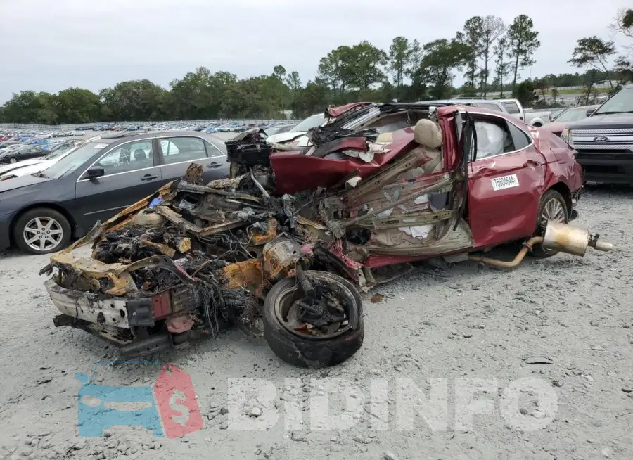 4T1B11HK1KU786853 Photo# 1