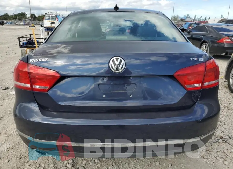 1VWBS7A3XFC044886 Photo# 6