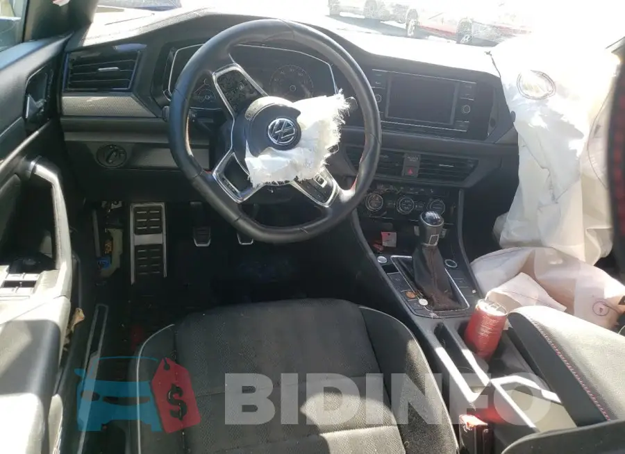 3VW5T7BU4LM081881 Photo# 8