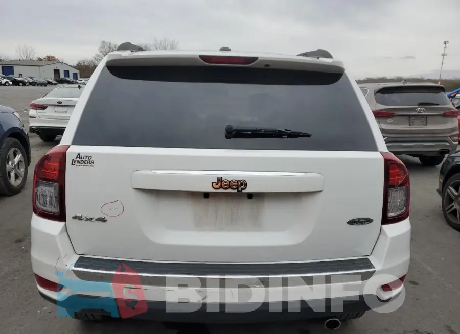 1C4NJDEB4GD773013 Photo# 6