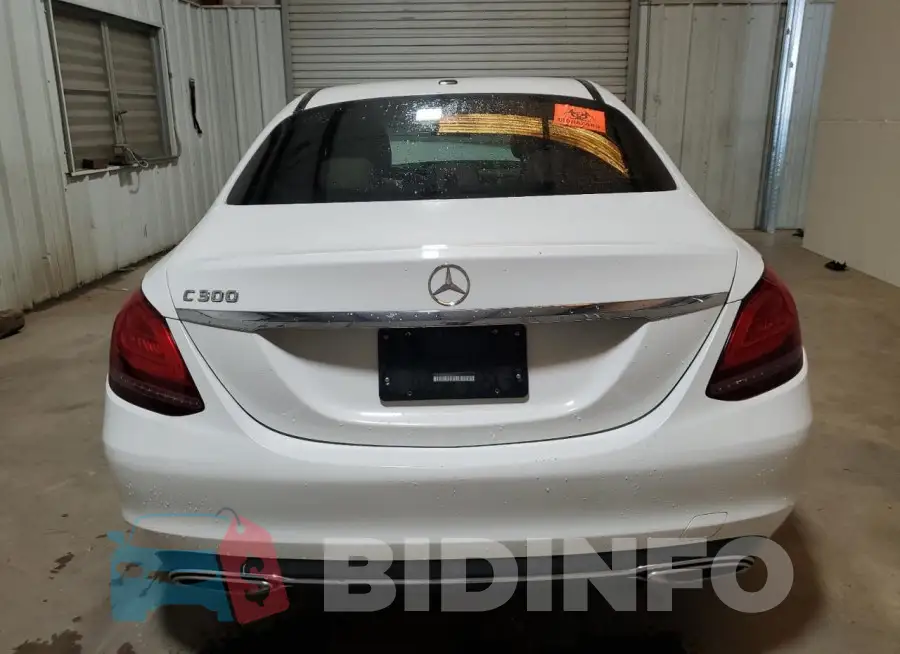 55SWF8DB6KU308571 Photo# 6