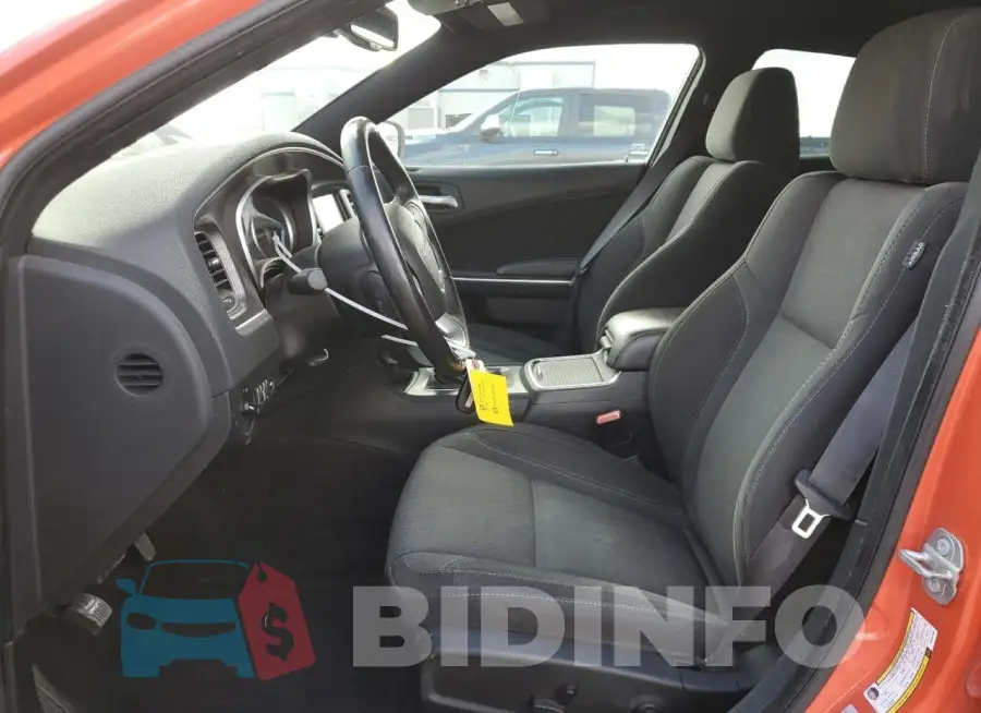 2C3CDXJG7GH294156 Photo# 7