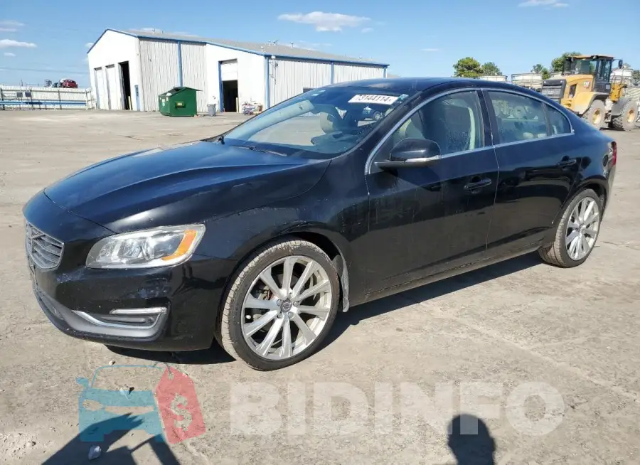LYV402HM4HB150924 Photo# 1