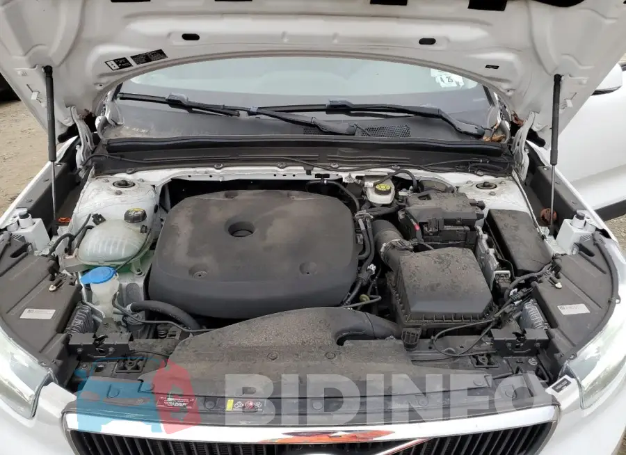 YV4162UK4L2296267 Photo# 12
