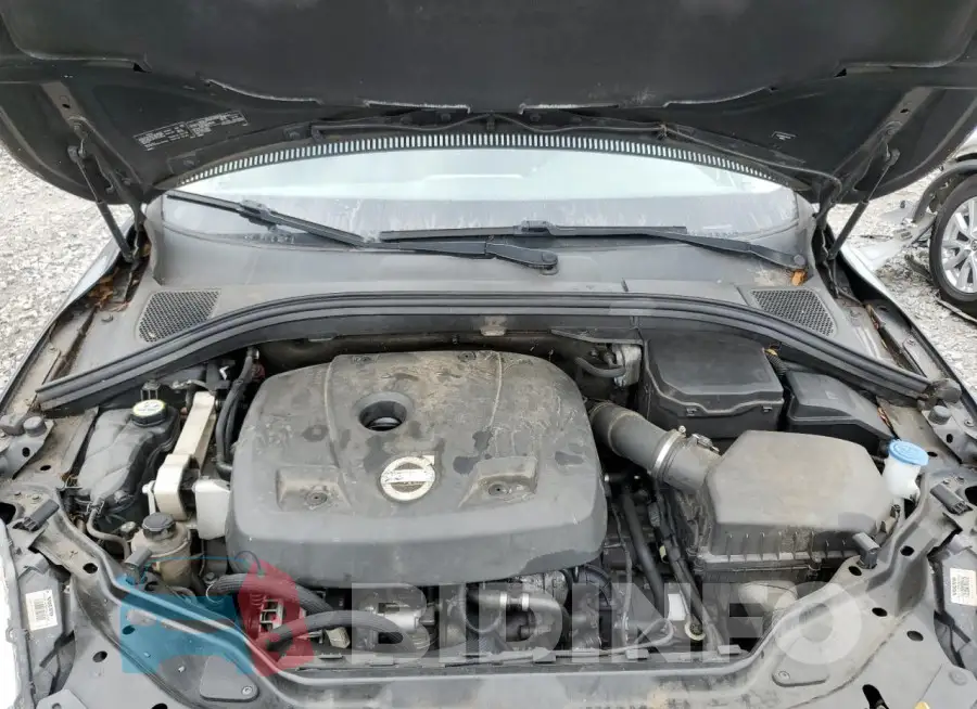 YV426MDB8F2614864 Photo# 12
