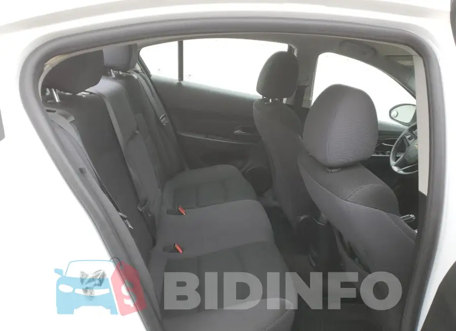 1G1PE5SB9G7201949 Photo# 10