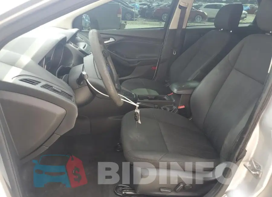 1FADP3F24GL281841 Photo# 7