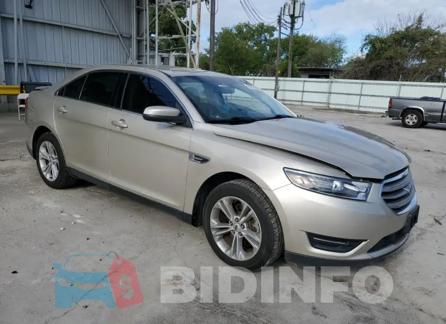 1FAHP2E85HG133273 Photo# 4