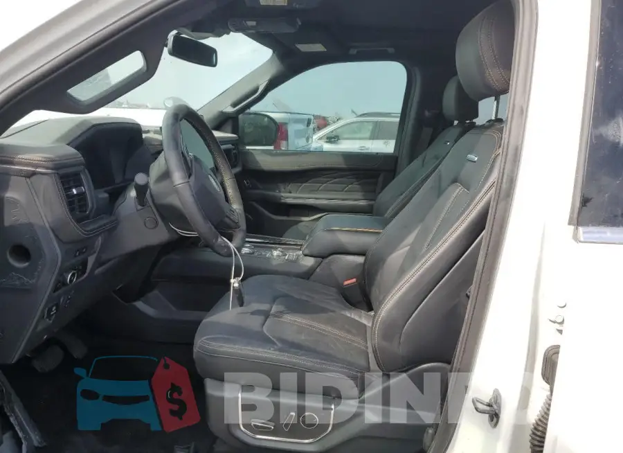 1FMJK1M81REA23223 Photo# 7