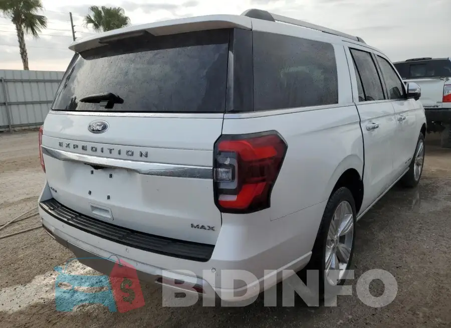 1FMJK1M81REA23223 Photo# 3