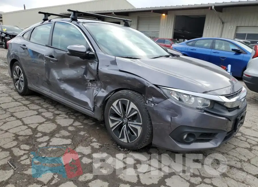 19XFC1F78HE027820 Photo# 4