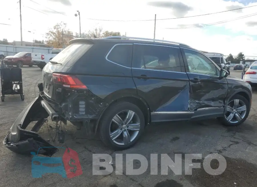 3VV4B7AX3JM027192 Photo# 3