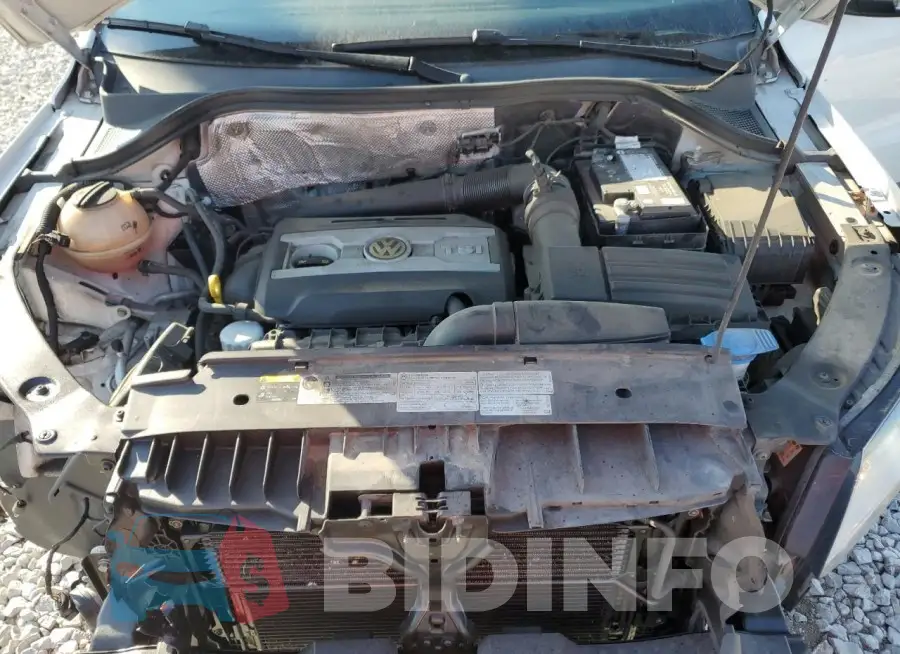 WVGBV7AX4FW531041 Photo# 12