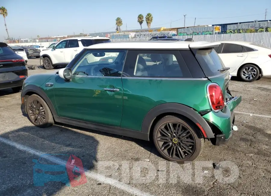WMW13DJ03R2V88167 Photo# 2