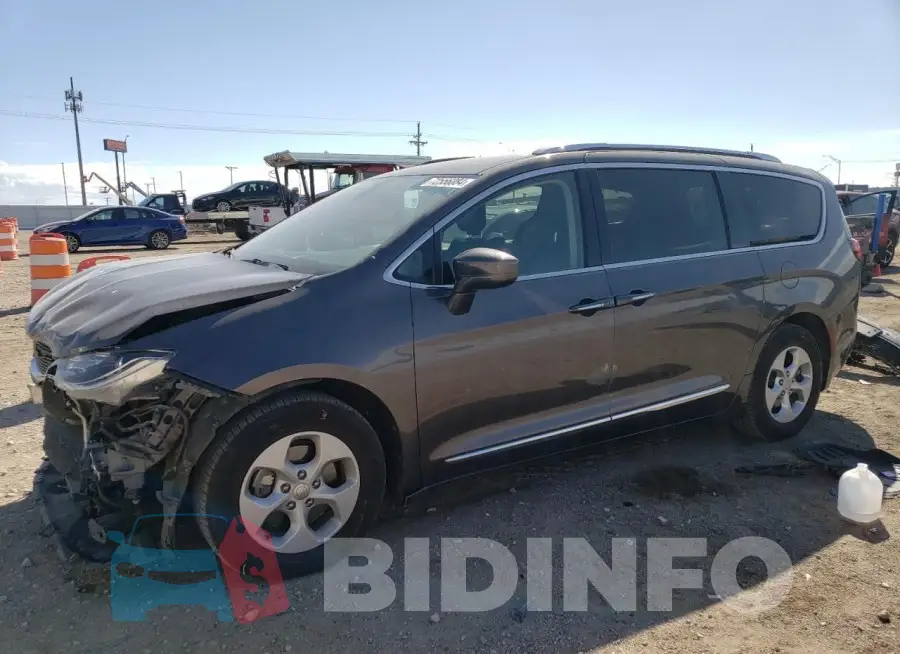 2C4RC1EG8HR570629 Photo# 1