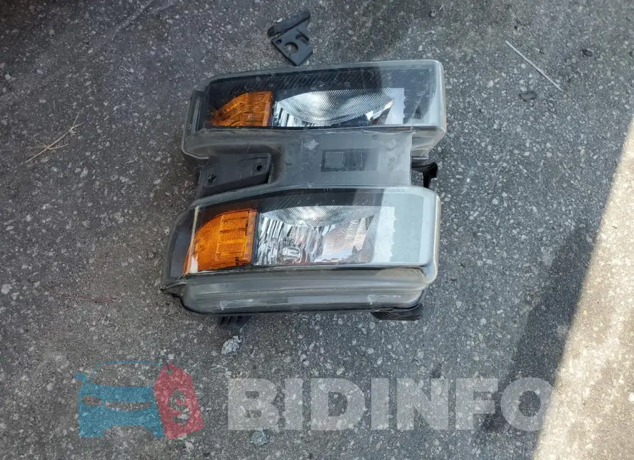 3GCPYBEH4KG298892 Photo# 12