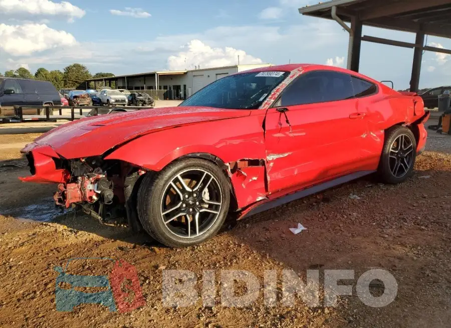 1FA6P8TH3J5156064 Photo# 1