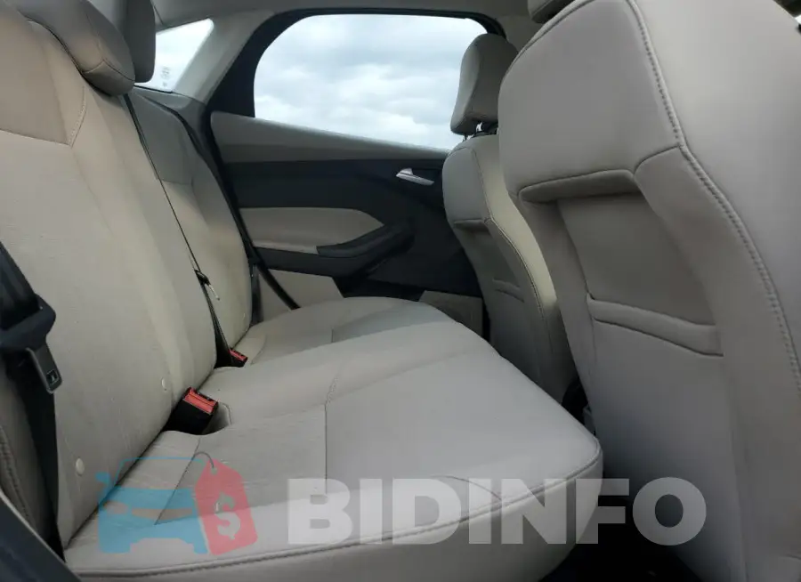 1FADP3F24FL292580 Photo# 10