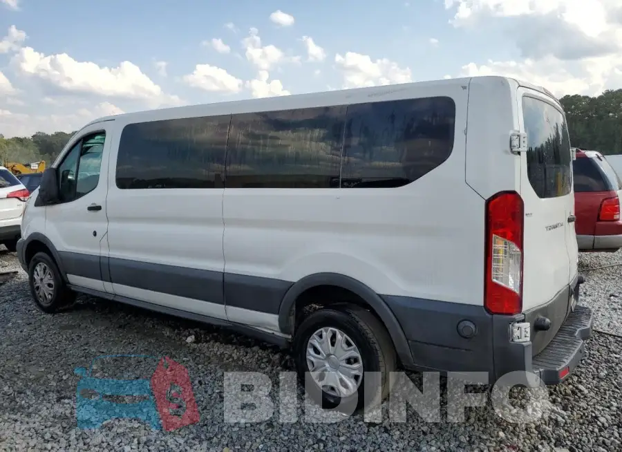 1FBZX2YM8HKA50672 Photo# 2
