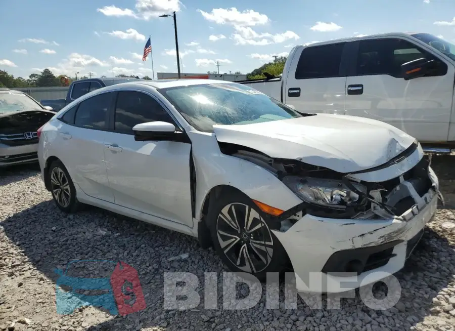 19XFC1F36HE013251 Photo# 4