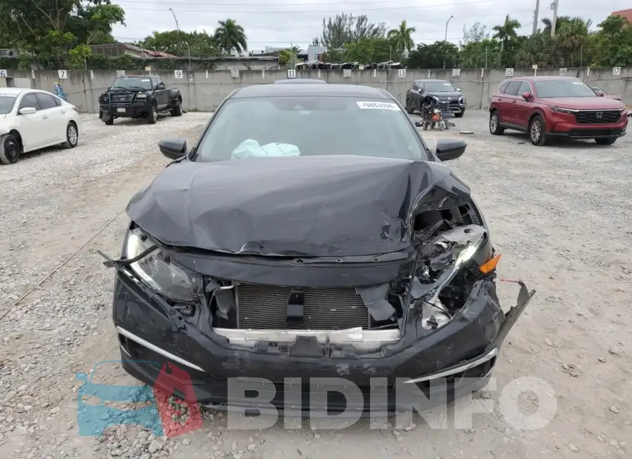19XFC2F62KE004652 Photo# 5