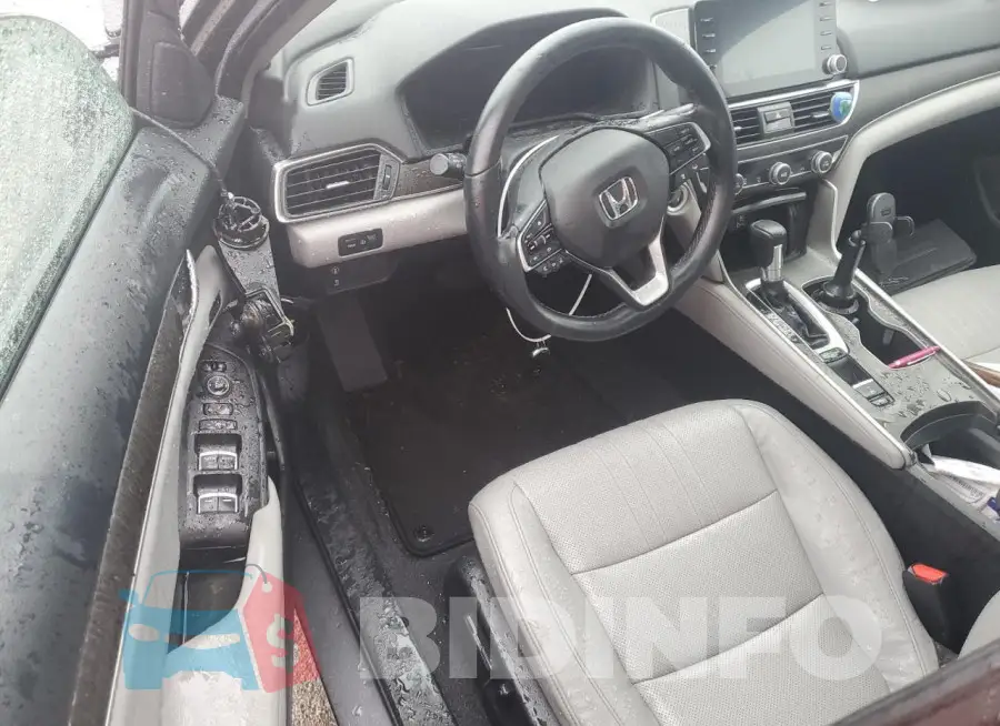 1HGCV1F56JA185191 Photo# 8