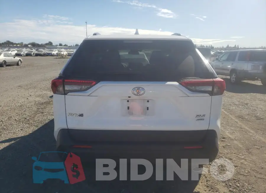 2T3P1RFV8NC268074 Photo# 6