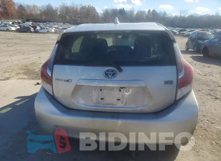 JTDKDTB32F1585253 Photo# 6