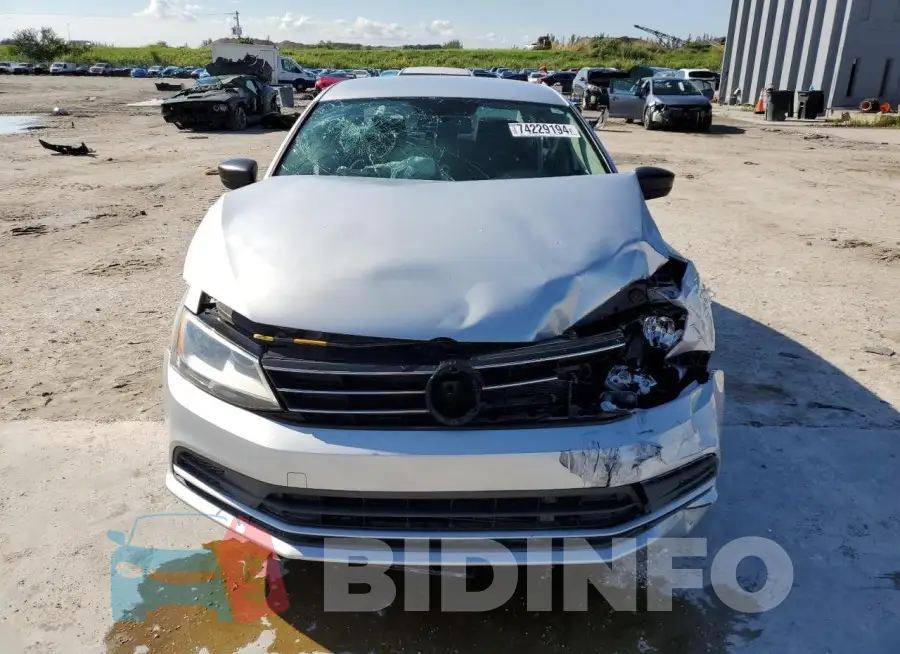 3VW267AJ6GM281720 Photo# 5