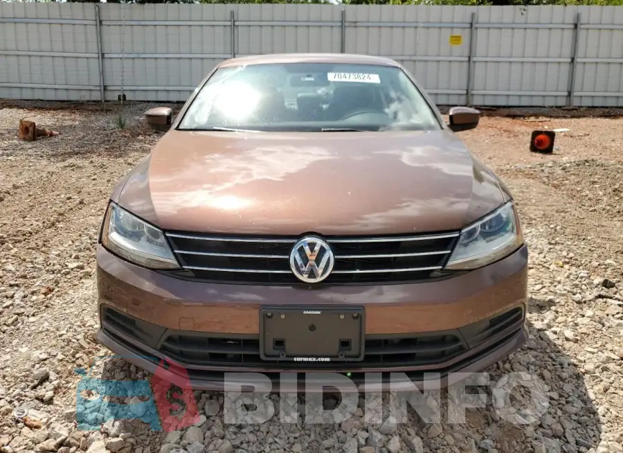 3VW2B7AJ2HM389989 Photo# 5