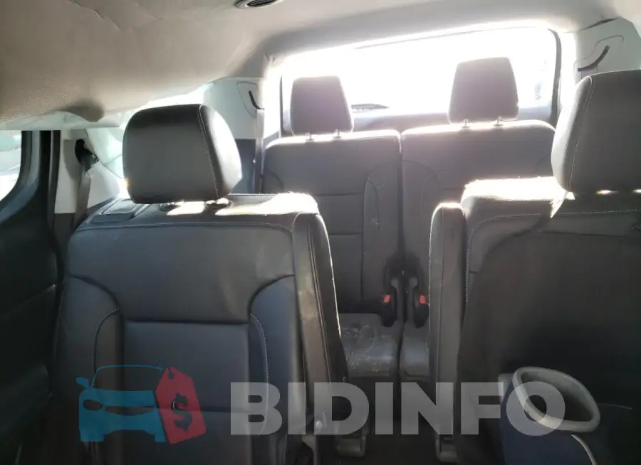 1GKKNML48PZ220190 Photo# 10
